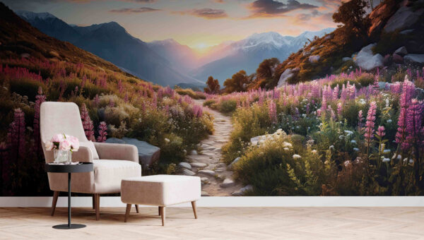 Sentiero di montagna con fiori Sentiero di montagna con fiori