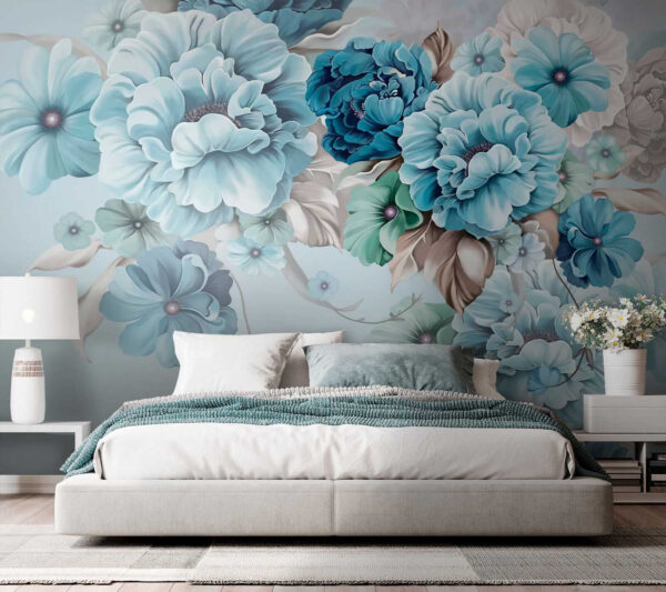 Composizione floreale blu tenue in fiore. Composizione floreale blu tenue in fiore.