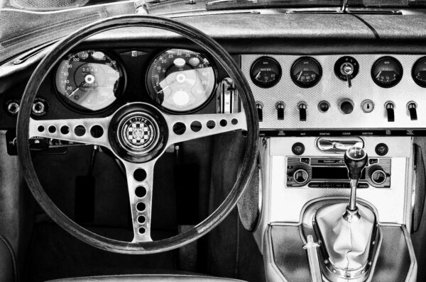 L'interno di un'auto L'interno di un'auto