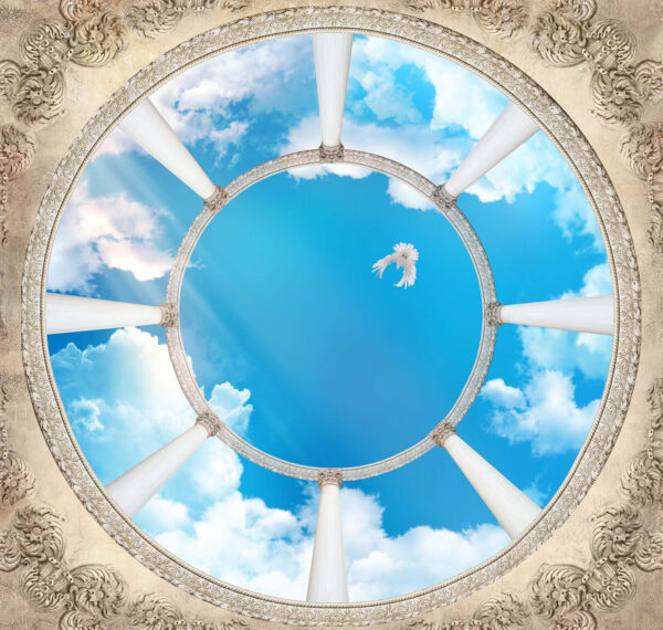 Soffitto circolare con colonne e un uccello che vola nel cielo Soffitto circolare con colonne e un uccello che vola nel cielo