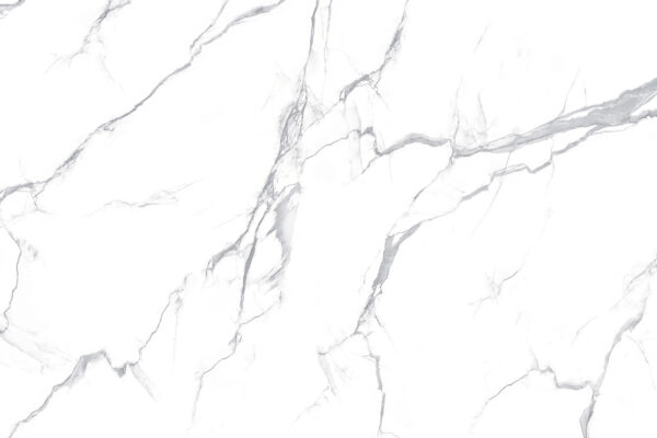 Marmo bianco con crepe Marmo bianco con crepe
