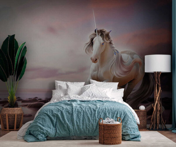 Unicorno che corre sull'acqua Unicorno che corre sull'acqua