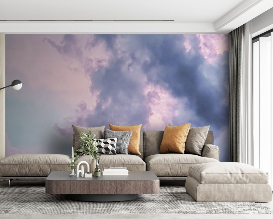 Cielo nuvoloso con nuvole rosa e azzurre