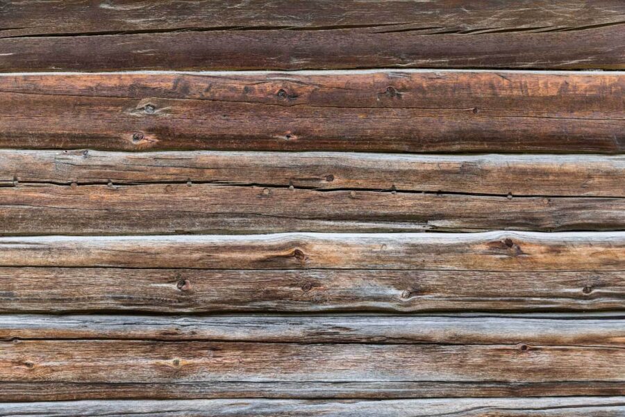 I motivi in legno strutturato creano un fascino rustico.