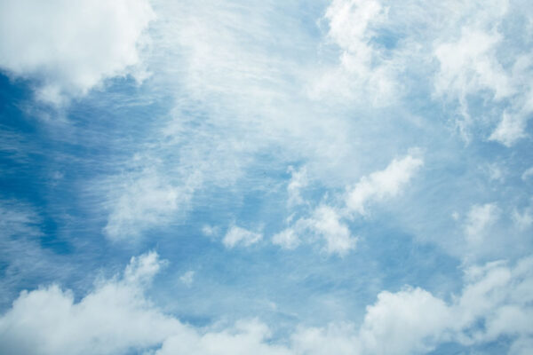 Cielo blu con nuvole Cielo blu con nuvole