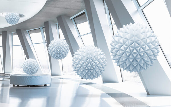 Palline bianche dal soffitto Palline bianche dal soffitto