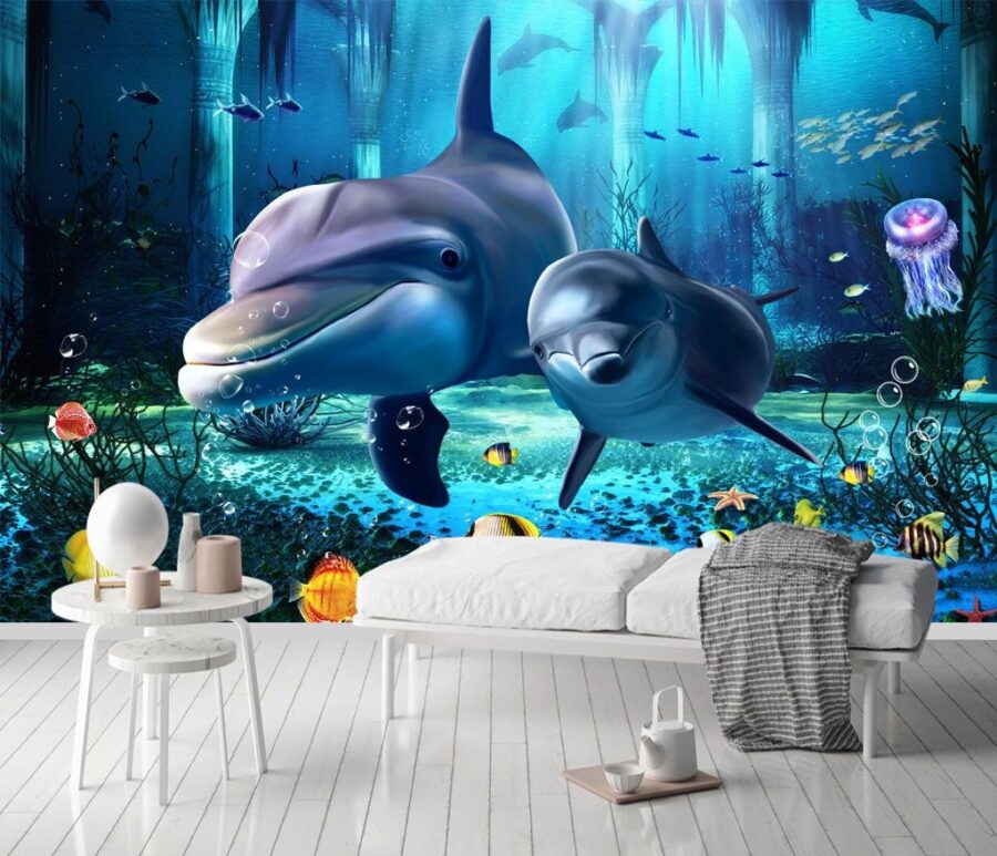 Coppia di delfini che nuota nel mare