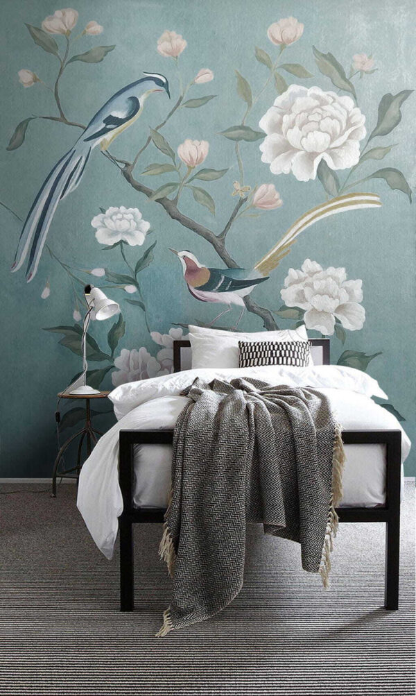 Pittura di uccelli su un ramo con fiori Pittura di uccelli su un ramo con fiori