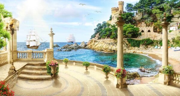 Balcone con colonne e fiori sul lato dell'oceano Balcone con colonne e fiori sul lato dell'oceano