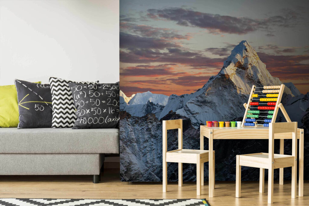 u74124pir1 1024x683 - Montagna con neve in cima - tegory