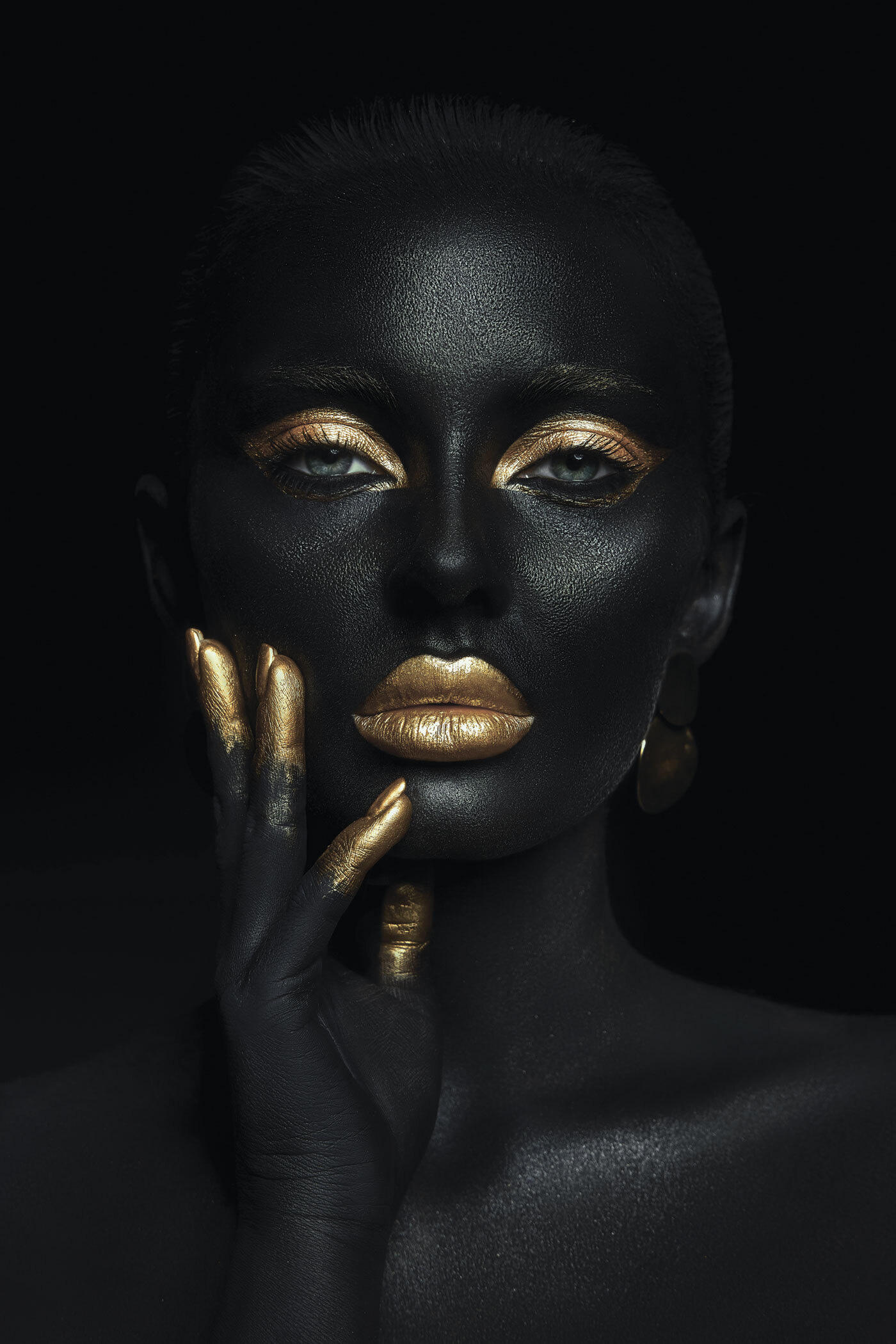 Mystic beauty shrouded in darkness