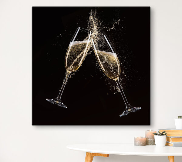 Quadri Quadri Due bicchieri di champagne con un goccio di liquido (COD: s37040)