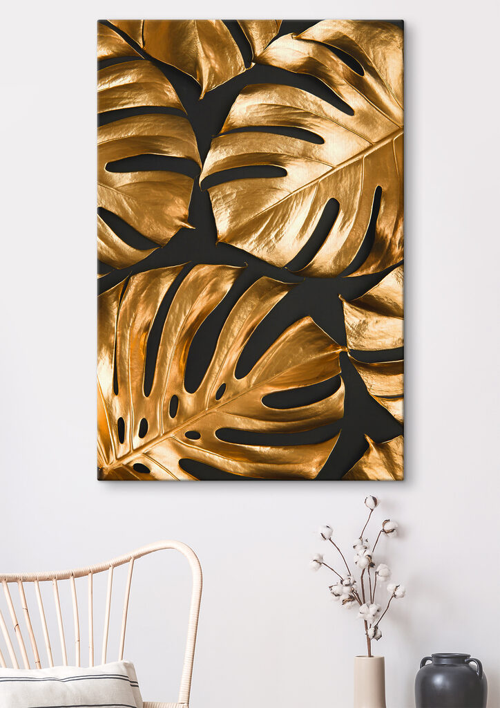 Gleaming metallic leaves, dramatic allure
