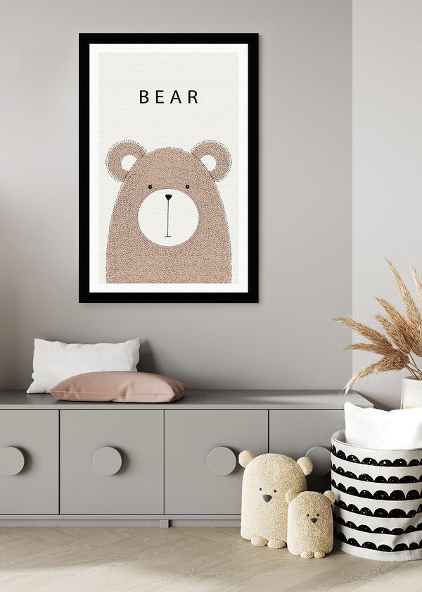 Quadri Un orso con una scritta nera