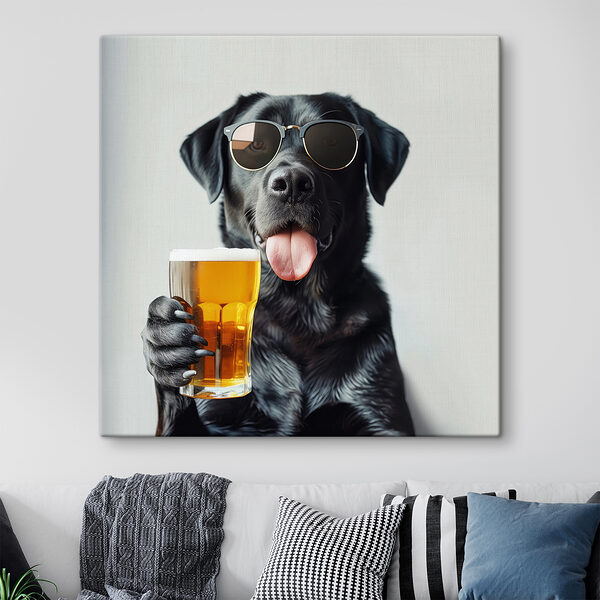 Quadri Cane con occhiali da sole che tiene in mano un bicchiere di birra