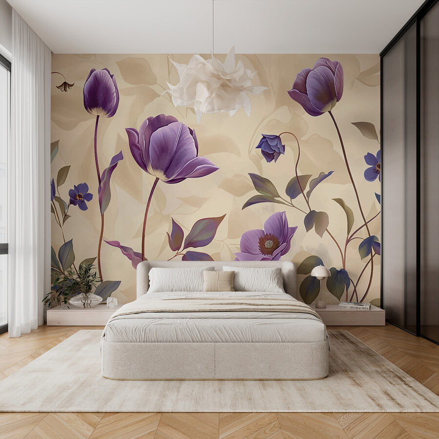 Carta da parati Fiori viola su sfondo beige