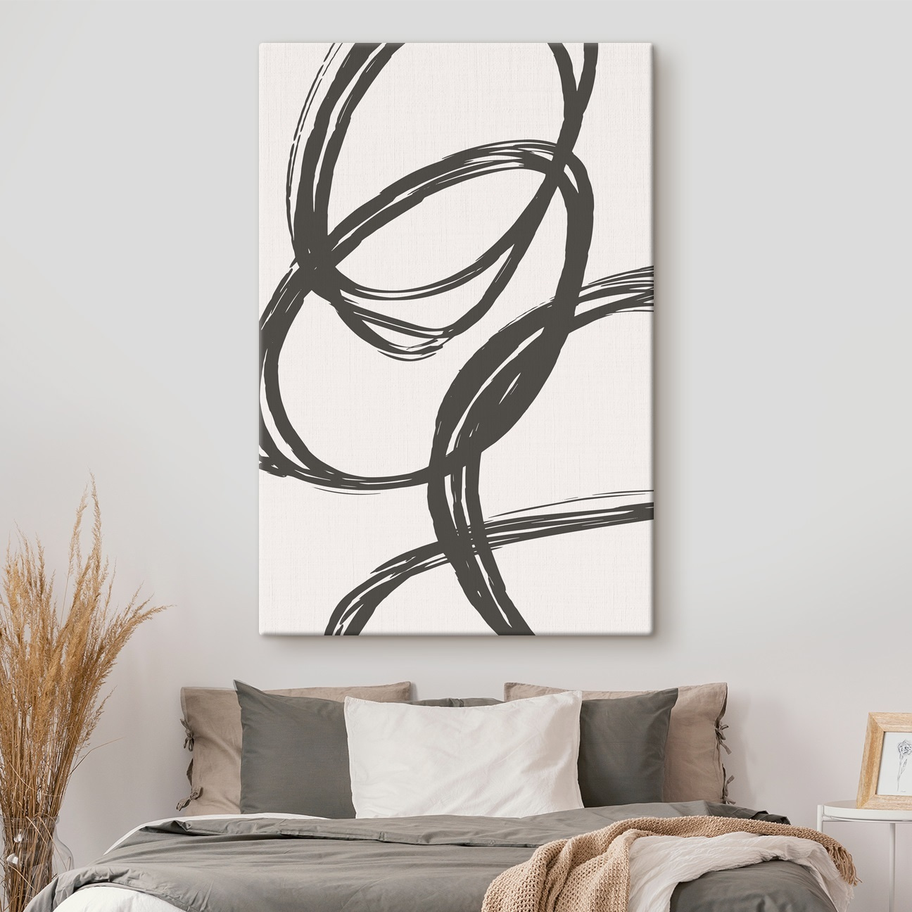 Black and white drawing of circles