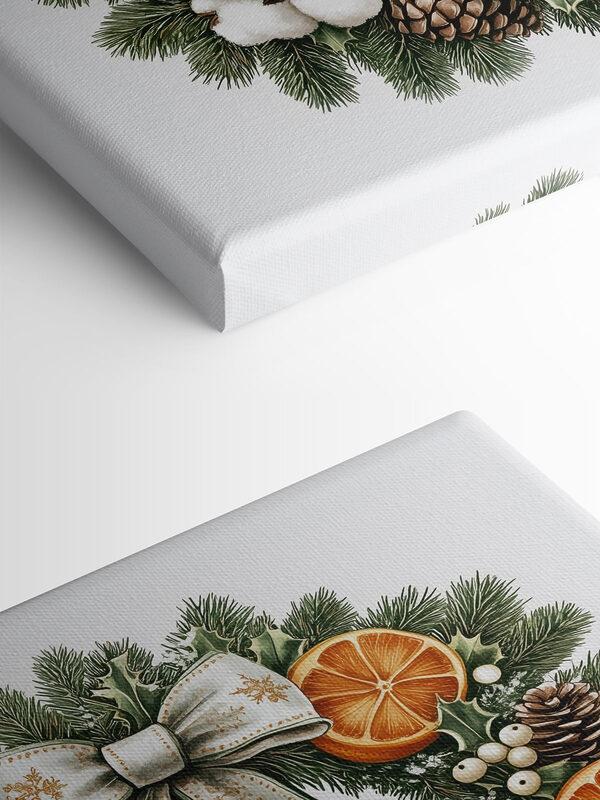 Wreath with oranges and berries