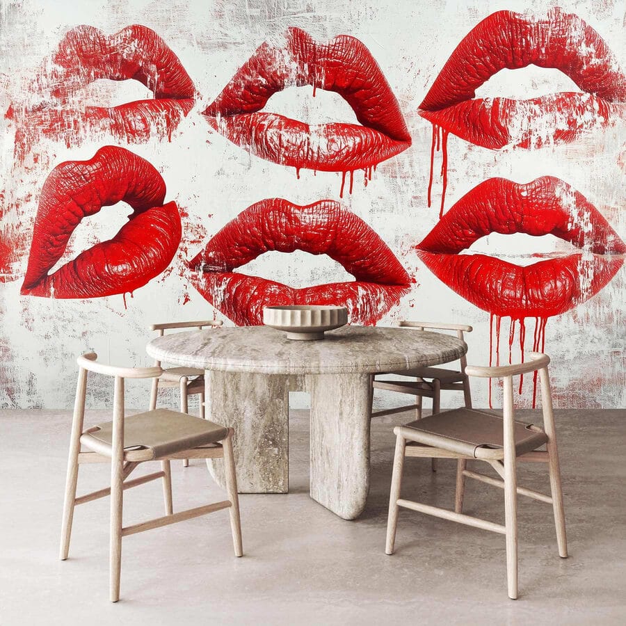 Gruppo di labbra rosse con sangue che cola