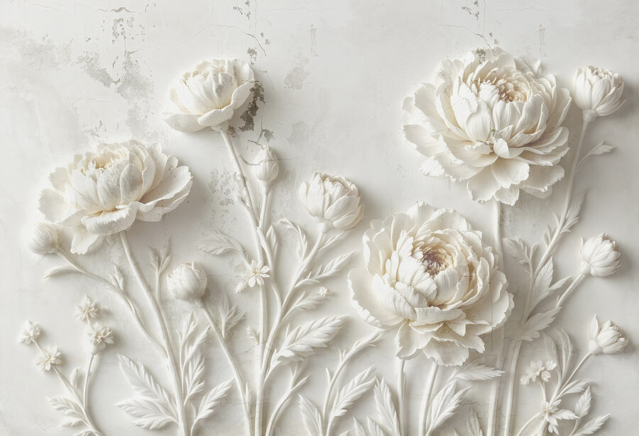 Incisione di fiori bianchi su una parete