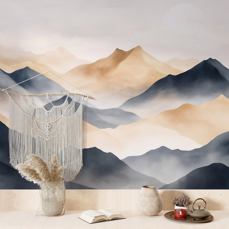 Catena montuosa con nebbia