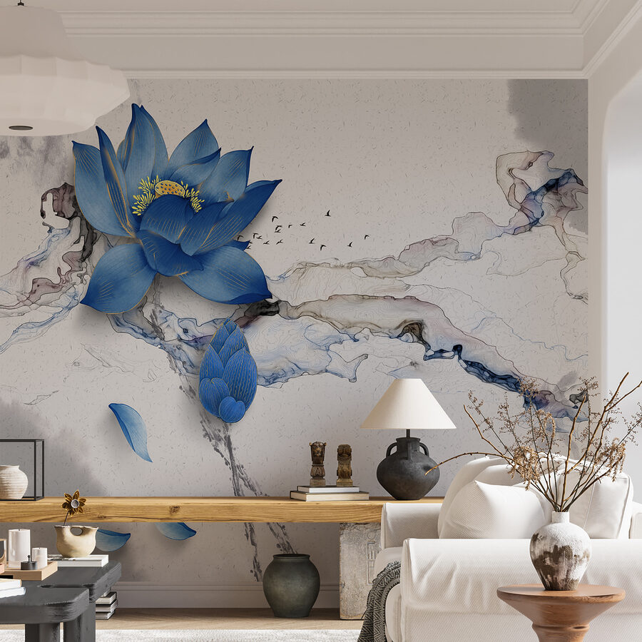 Fiore blu su una superficie di marmo