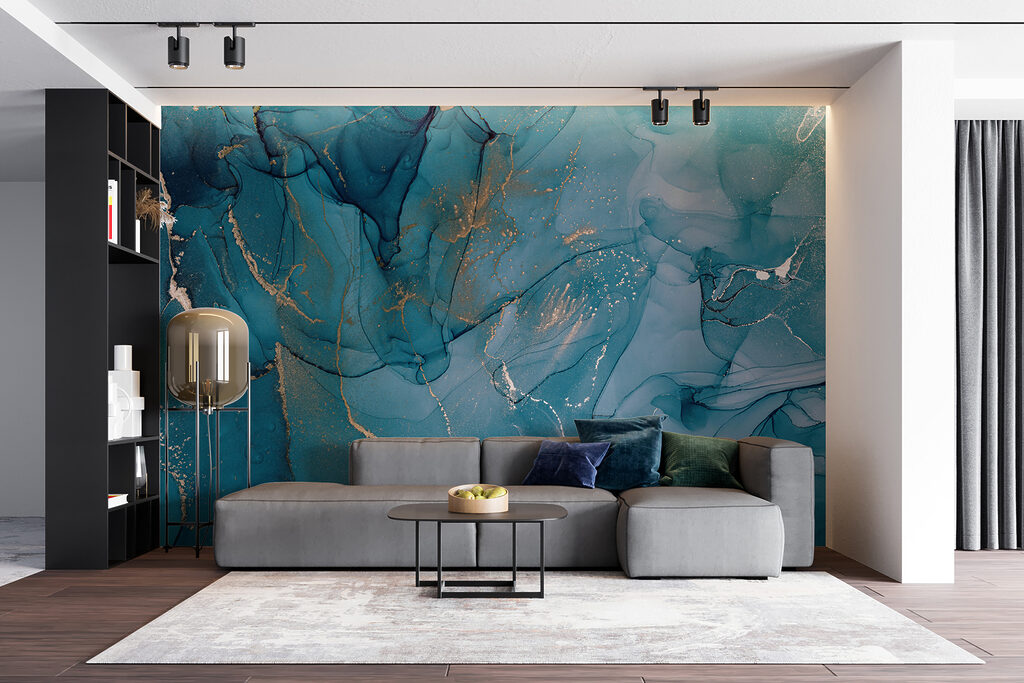 Azure currents with silvery traces