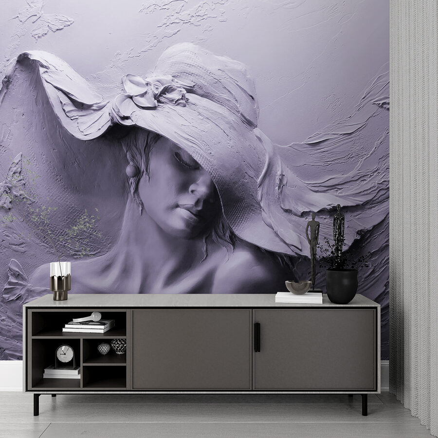 Una scultura di donna con cappello