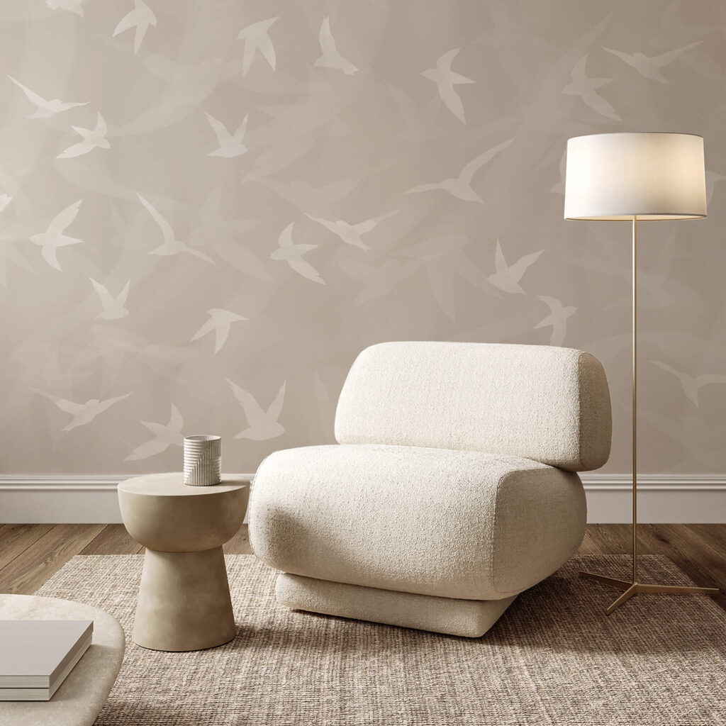 Uccelli bianchi che volano nell'aria