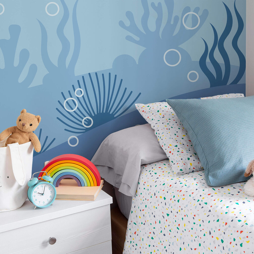 Scena subacquea blu e bianca