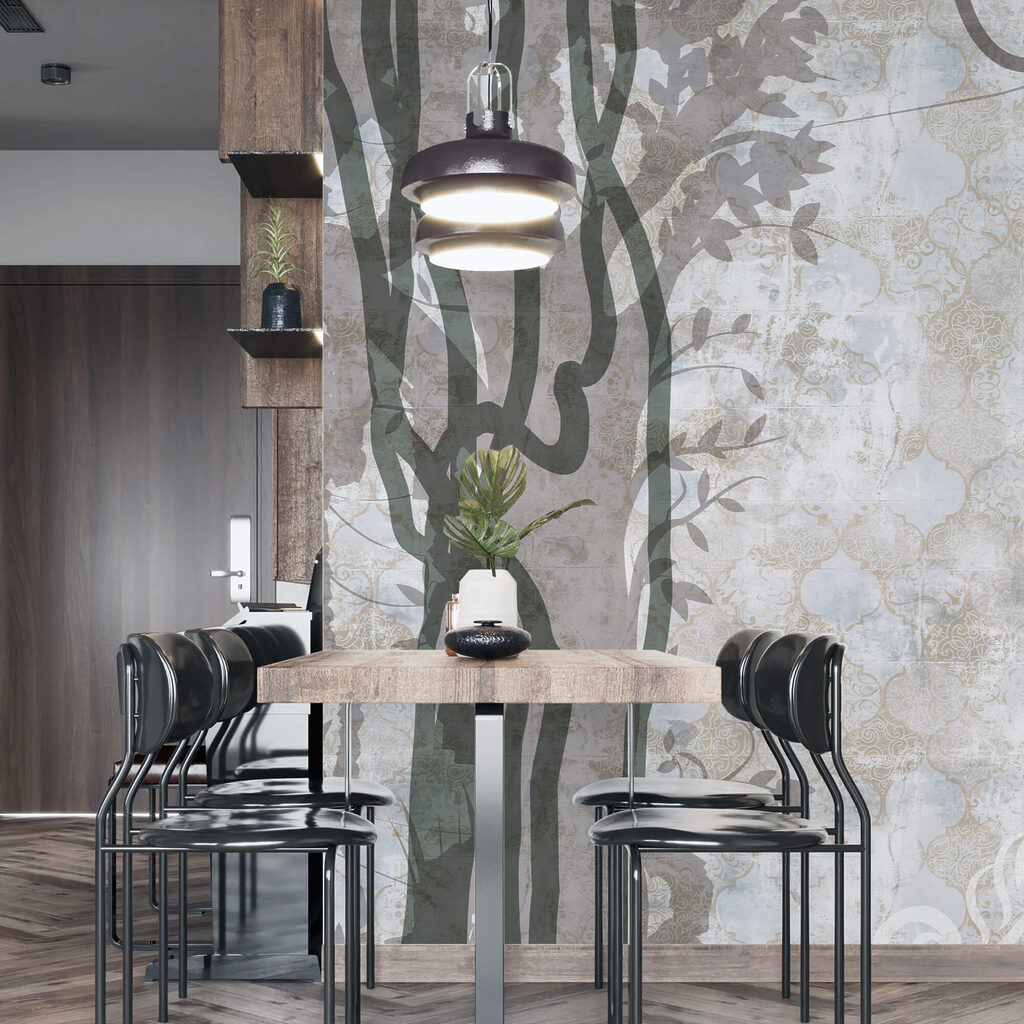 Parete bianca con viti e foglie