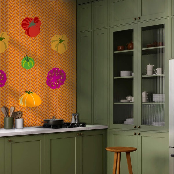 Gruppo di pomodori su una superficie intrecciata