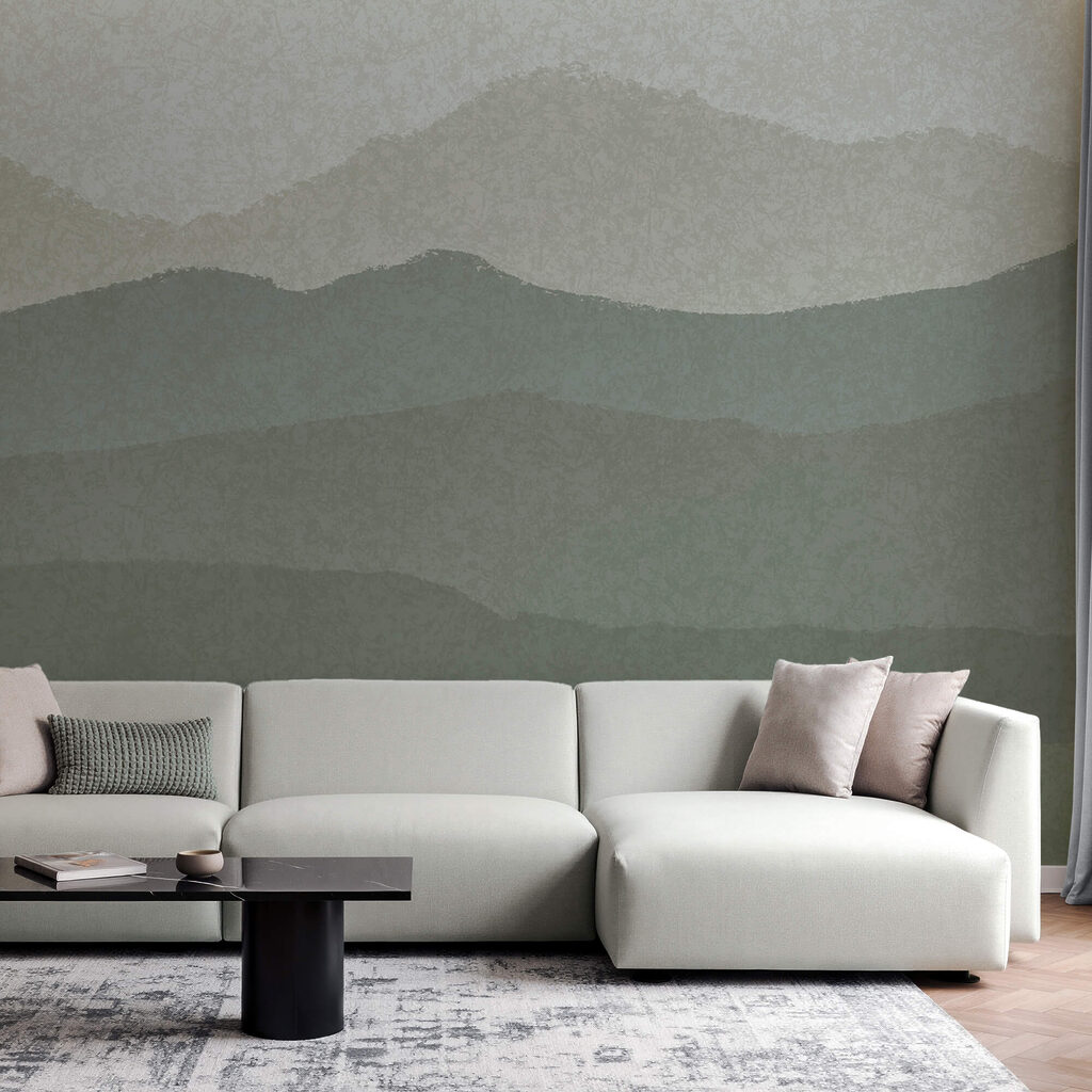 Paesaggio di montagne e nebbia