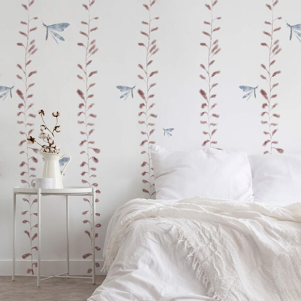 Carta da parati con libellule e foglie