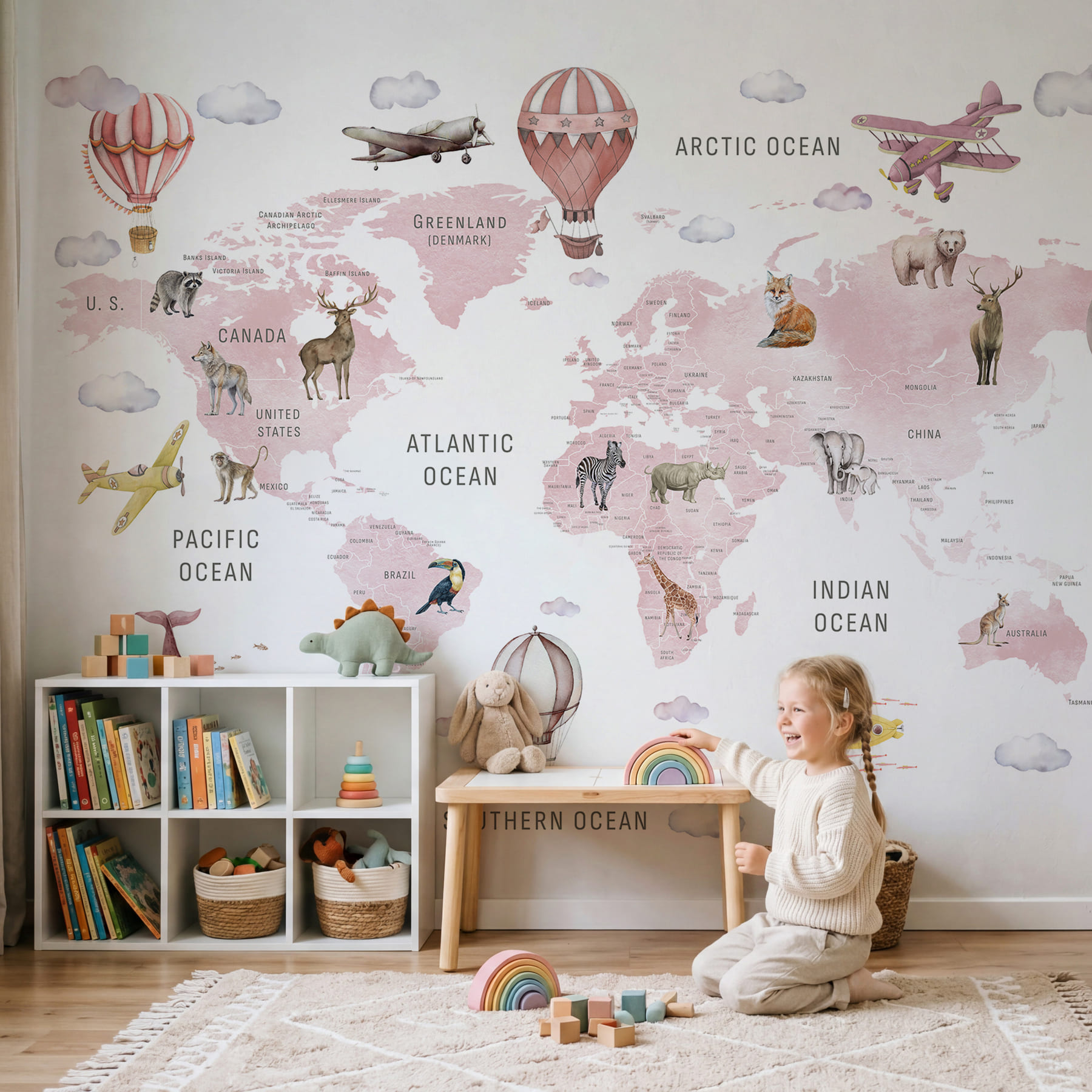 Mappa del mondo con animali e uccelli Mappa del mondo con animali e uccelli