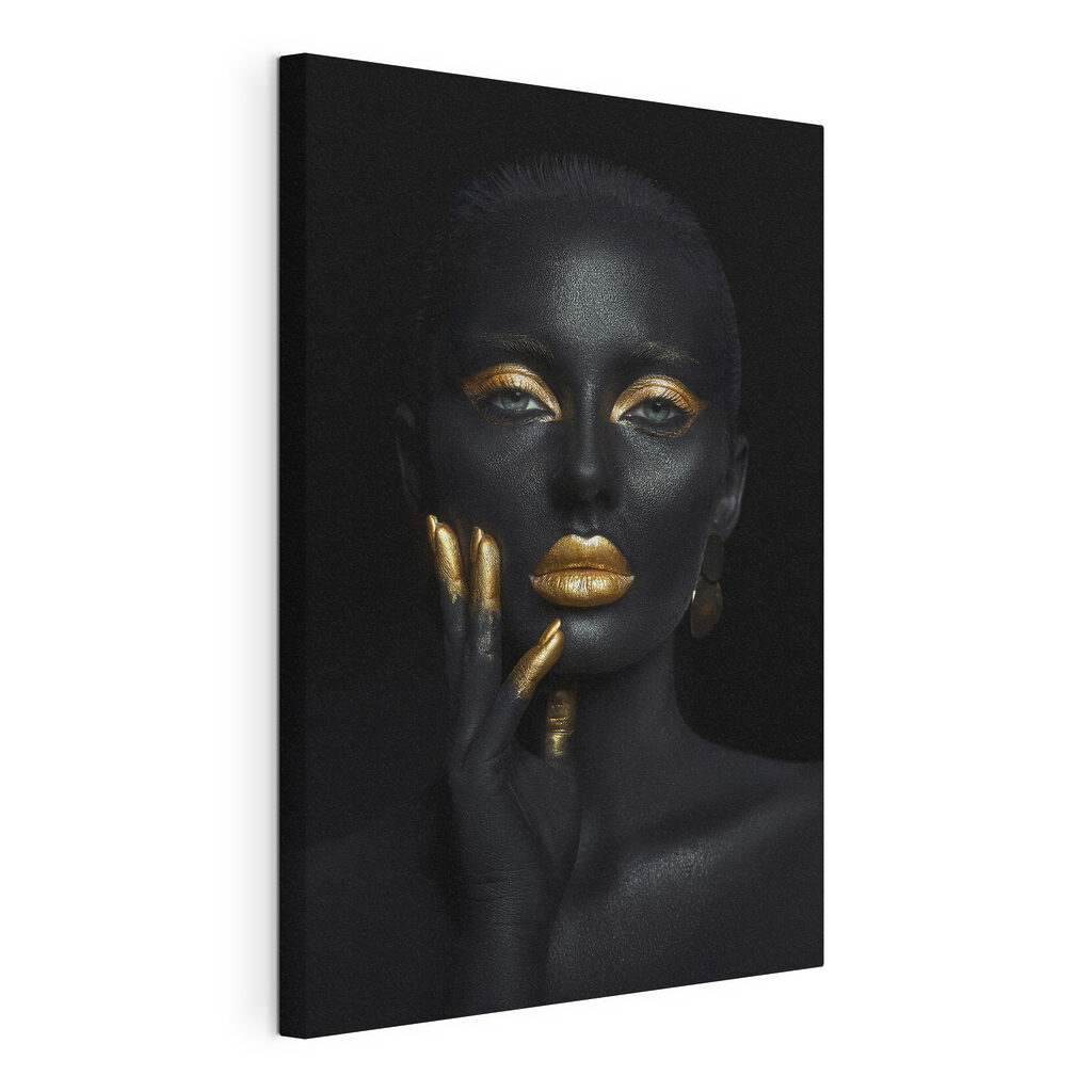 Mystic beauty shrouded in darkness Mystic beauty shrouded in darkness