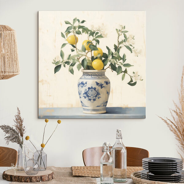 Vase with lemons in it