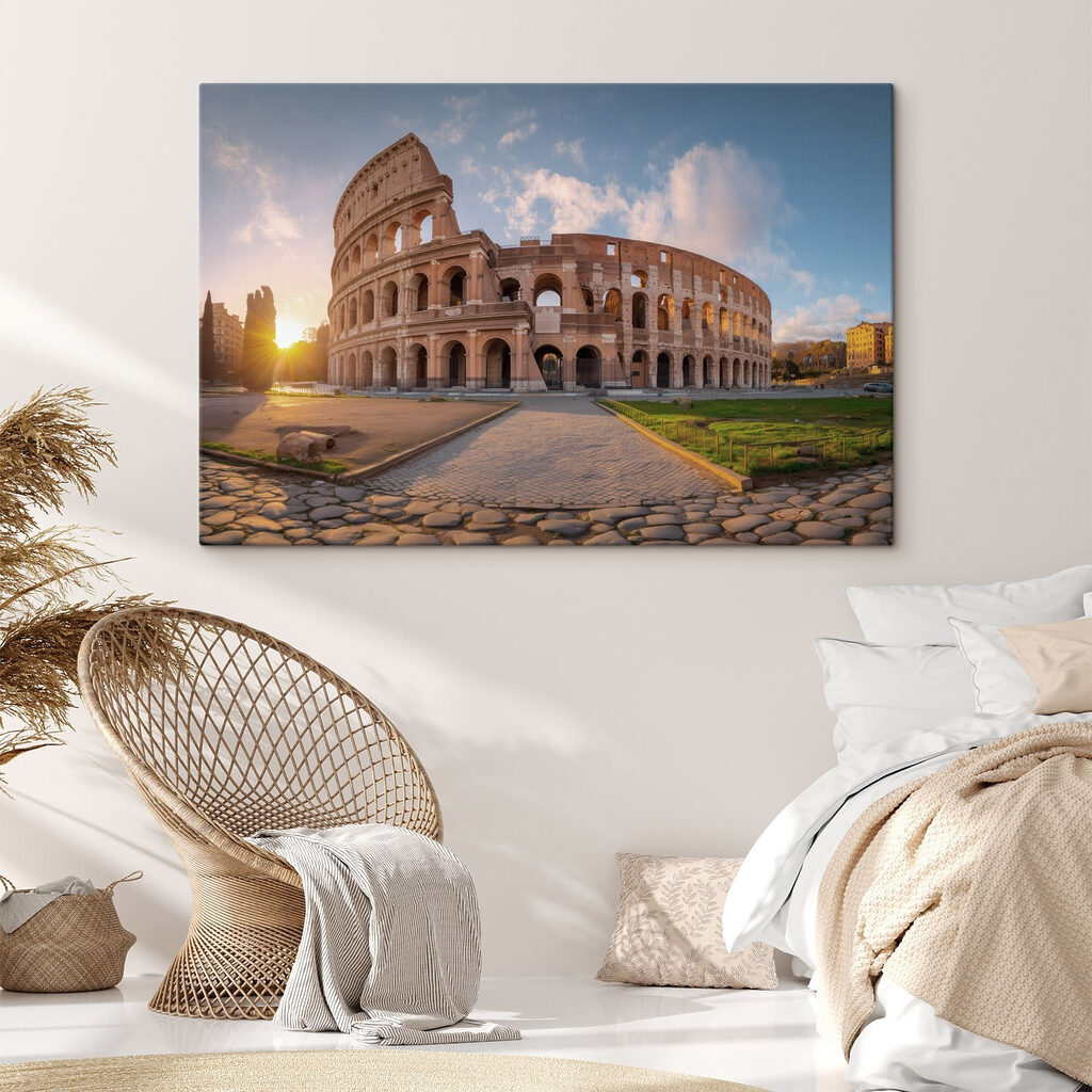 Grande edificio circolare con archi Grande edificio circolare con archi