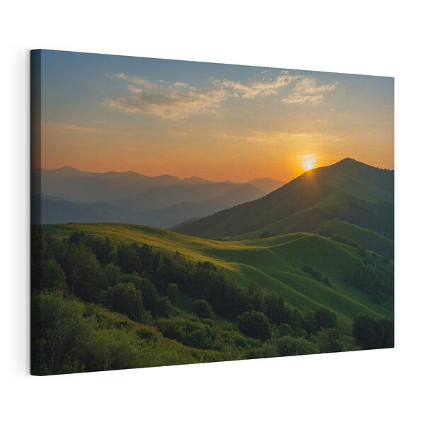 Quadri Tramonto su una collina verde