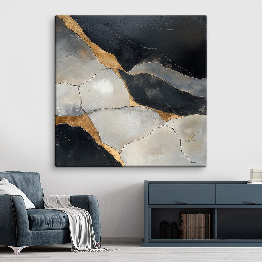 - Elegant interplay of light and dark - Elegant interplay of light and dark