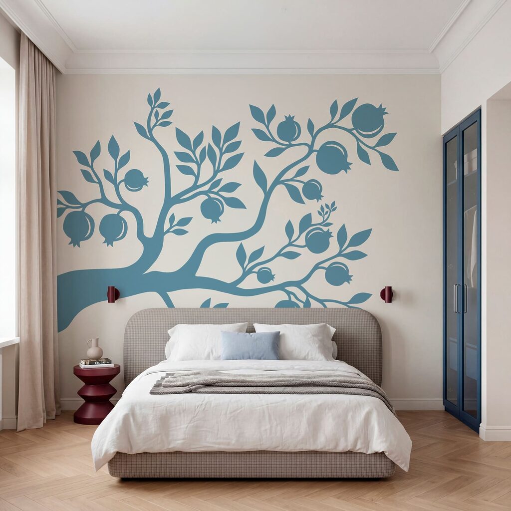 Albero blu con foglie e frutti